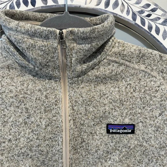 Patagonia Tan Zip-Up Fleece Jacket - Picture 1 of 4
